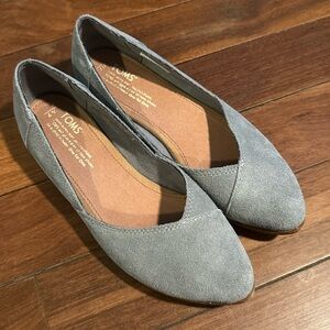 TOMS women’s Jutti Shade Suede Flats, size 7